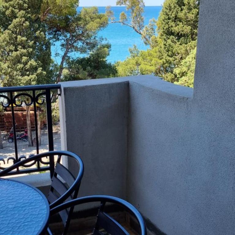 Amarok - Apartment with Sea View - 17