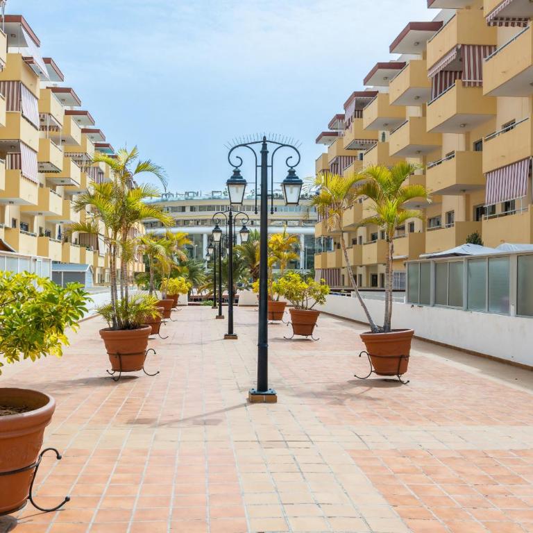 Family Home near Ocean Los Cristianos LoveTenerife - Apartamento - 33