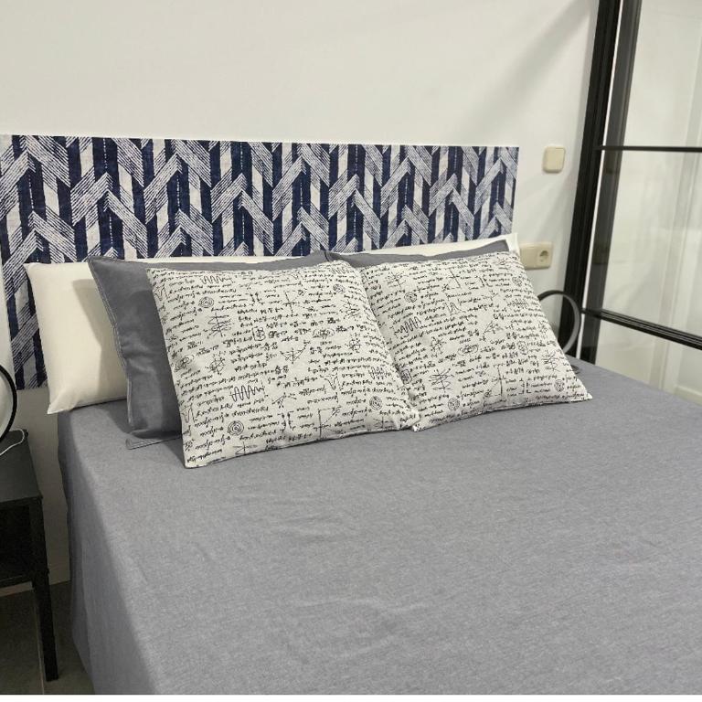 Madrid Villa Suites Bianco - Two-Bedroom Apartment - 1