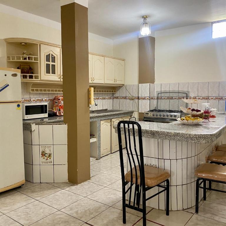 Departamento familiar & empresarial - Apartamento de 3 dormitorios con balcón - 9