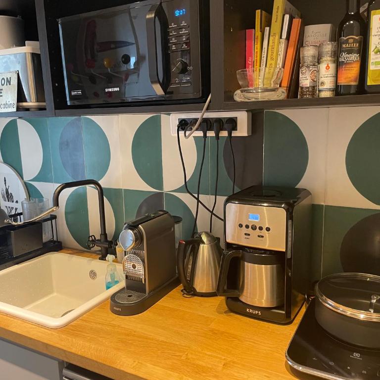Studio vue Paris - Quartier Canal Saint-Martin - Appartement 1 Chambre - 10