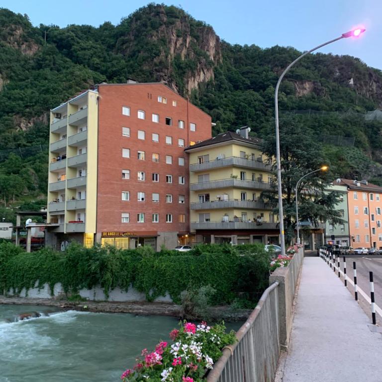 Bozen - voll ausgestattet, optimale Lage - One-Bedroom Apartment - 2