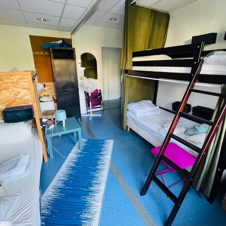 Spotsleeping - Einzelbett im gemischten Schlafsaal - 16