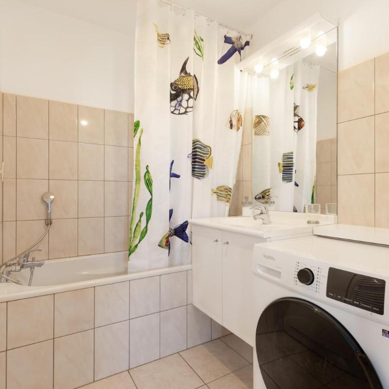 Travel Homes - The Nils, Cosy & cute with Parking - Apartment - 8