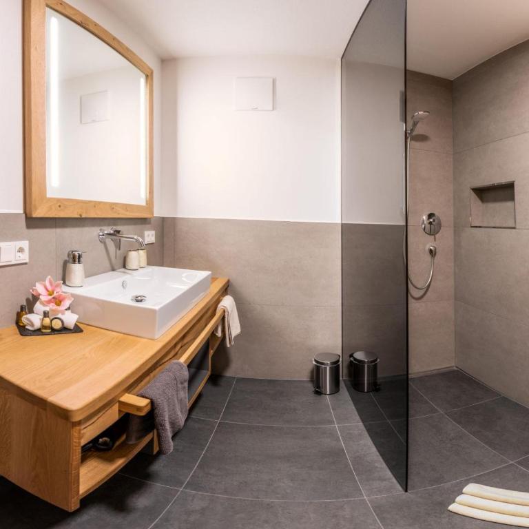 Ellmauer Hex Appartements - Apartment mit 1 Schlafzimmer und Dusche - 3