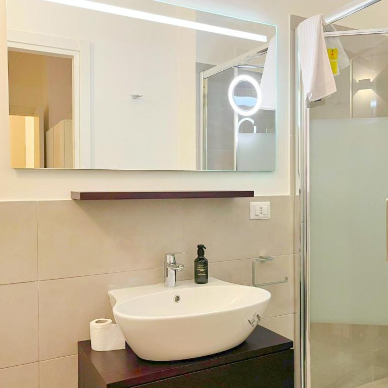 Giardino Segreto Luxury Home - Appartamento con 2 Camere da Letto - 24