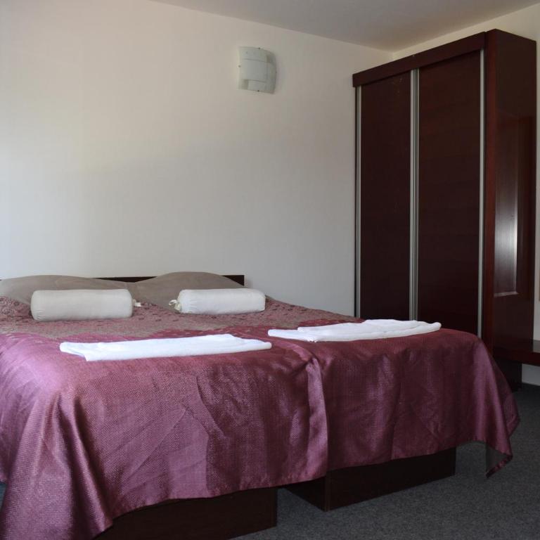 Hotel Begić - Dvokrevetna Soba sa Bračnim Krevetom - 6