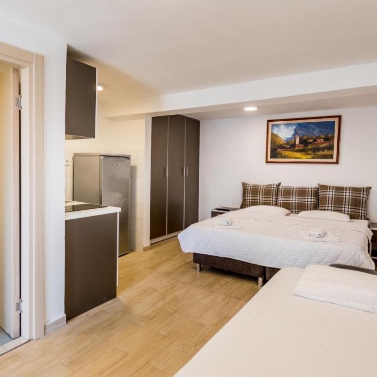 Apartments Belani - Standard Triple Room - 2