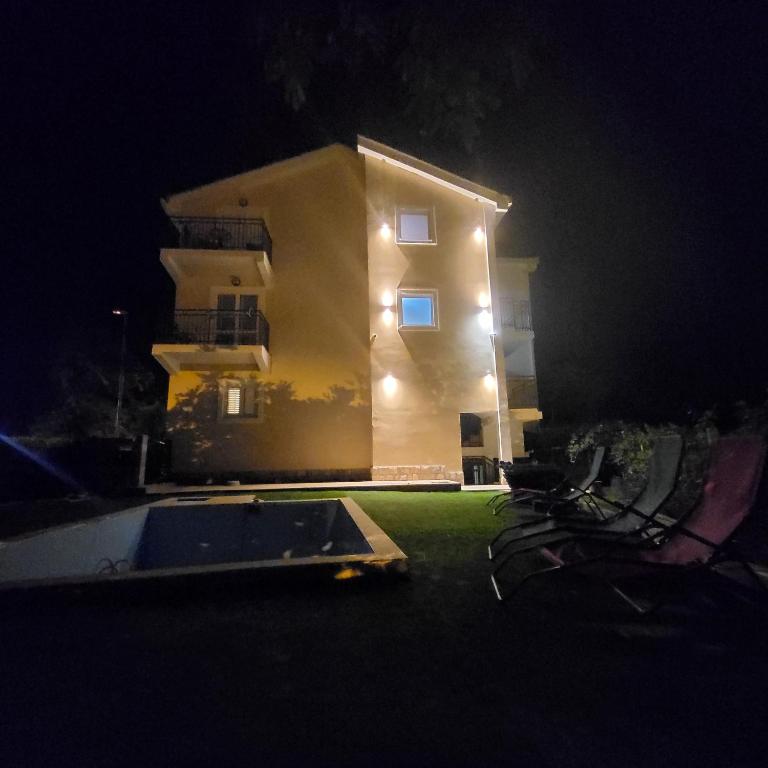 Apartmani Mia Sorajic - Apartment with Sea View - 11
