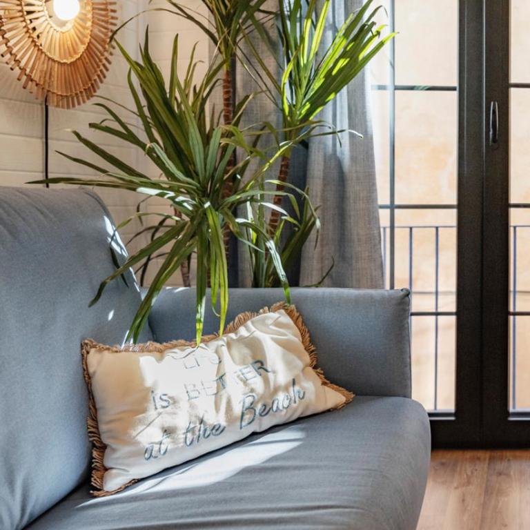 "Breeze" Aparthotel by Parrot`s House - Apartamento - 2