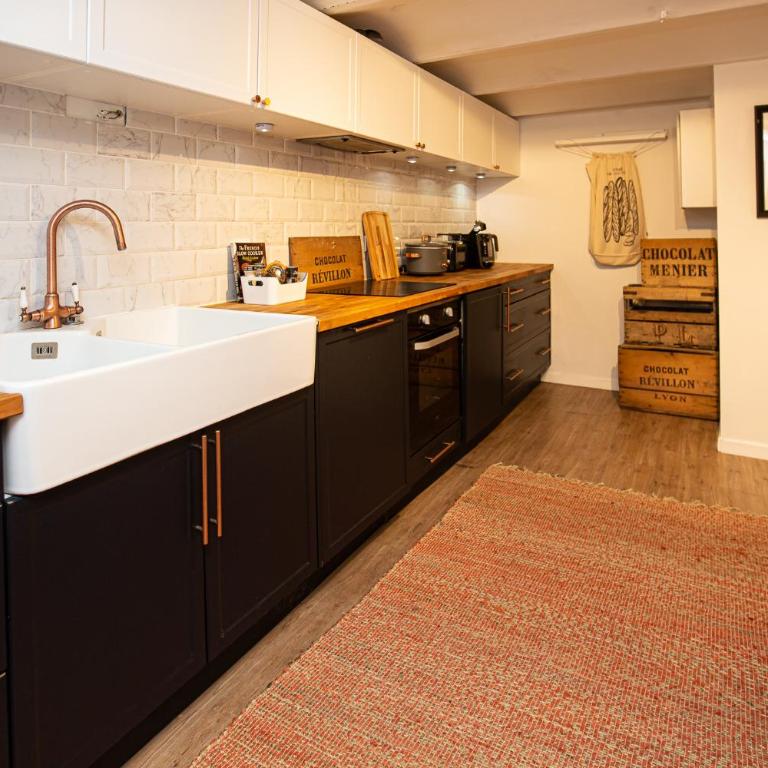 Beautiful converted one bedroom apartment - Apartment mit 1 Schlafzimmer - 12