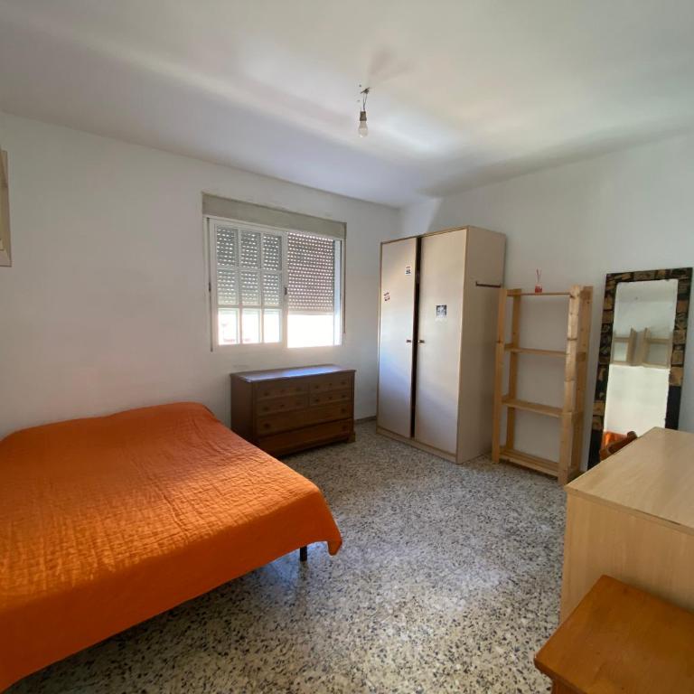 BIGGER FLAT IDEAL PARA FAMILIA NEAR CENTER AND BEACH - Apartment - 1