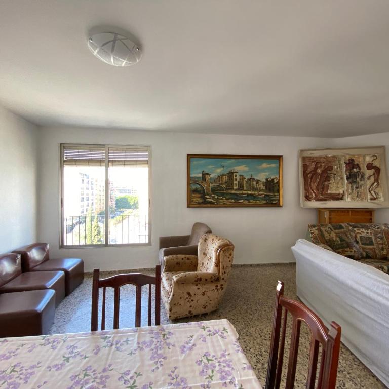BIGGER FLAT IDEAL PARA FAMILIA NEAR CENTER AND BEACH - Apartment - 8