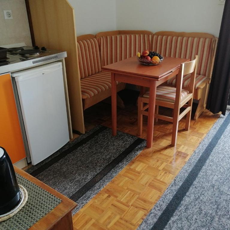 Lovely 2-bedroom apartment in Budva - Apartman sa 2 Spavaće Sobe - 13