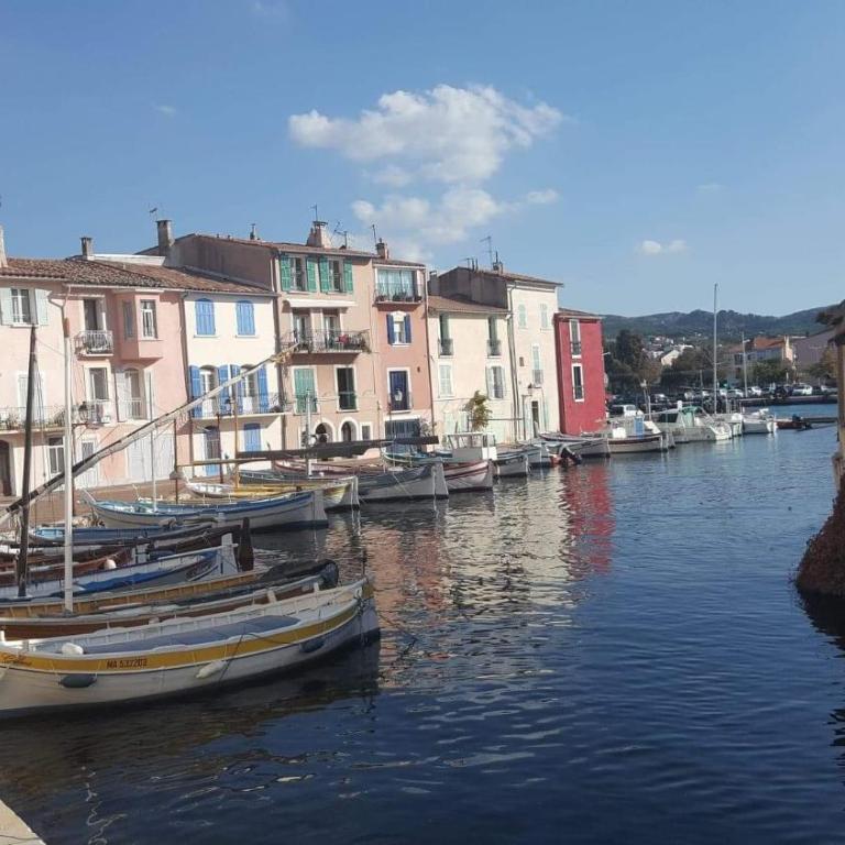 "L'ÎLOT" en plein cœur de Martigues - Appartement en Duplex - 68