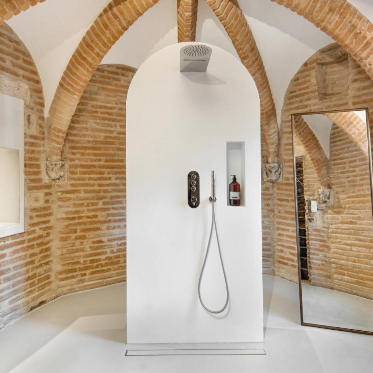 La Tour du Capitole, cocoon insolite dans Toulouse - Appartamento con 1 Camera da Letto - 4