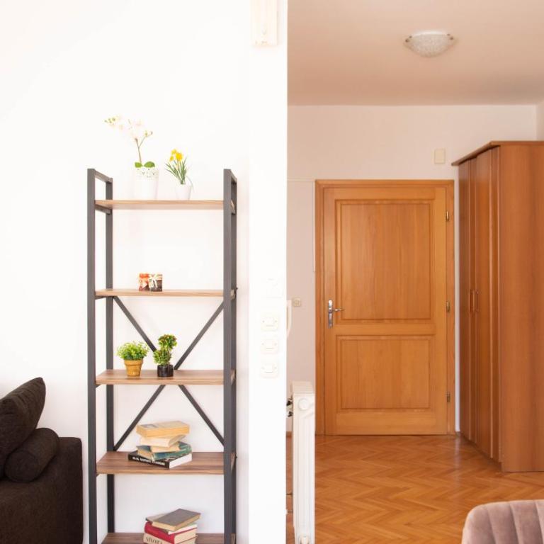 Engadin's Old Town Units - Free Parking - Apartman sa 1 Spavaćom Sobom - 15