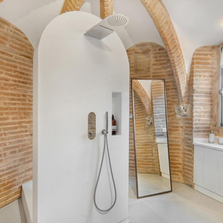 La Tour du Capitole, cocoon insolite dans Toulouse - Appartamento con 1 Camera da Letto - 5