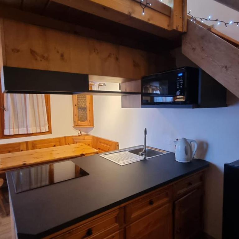 La Casa Degli Artisti - presso Sussy Residence - Appartamento con 2 Camere da Letto - 1