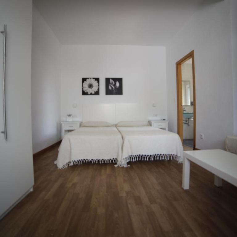 Hostal Boutique Los Geranios del Pinar - Habitación Triple - 8