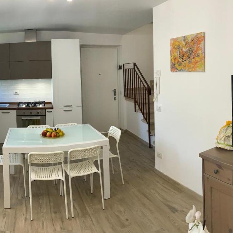 Casa La Wanda - Camaiore Toscana - 2 Br & Terrace - Apartment - 8