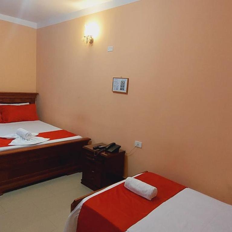 Hotel Platinum Class - Habitación Doble Estándar - 2 camas - 5