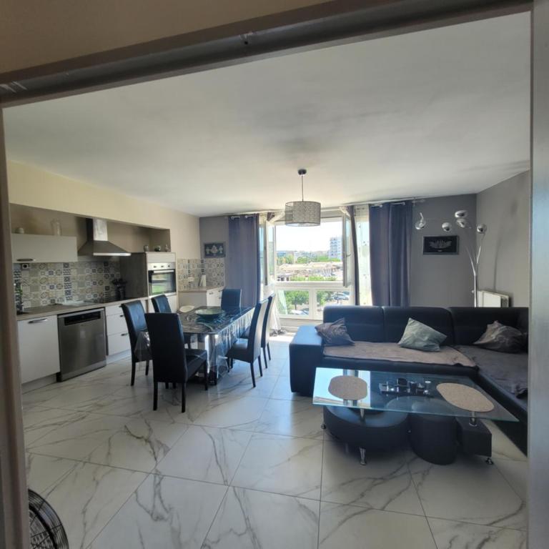 Jolie t4 a l'esplanade lez wifi - Apartment mit 3 Schlafzimmern - 10
