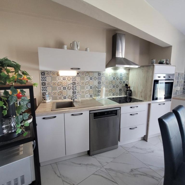 Jolie t4 a l'esplanade lez wifi - Apartment mit 3 Schlafzimmern - 26