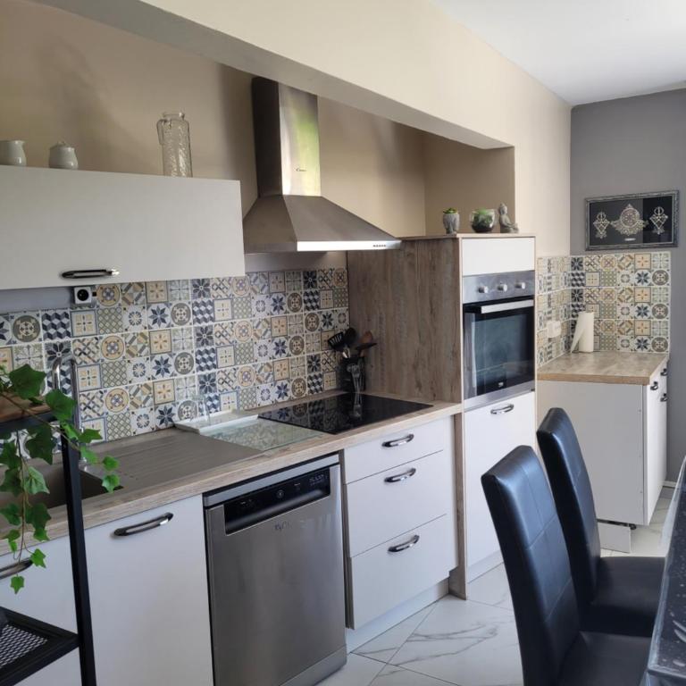 Jolie t4 a l'esplanade lez wifi - Apartment mit 3 Schlafzimmern - 34