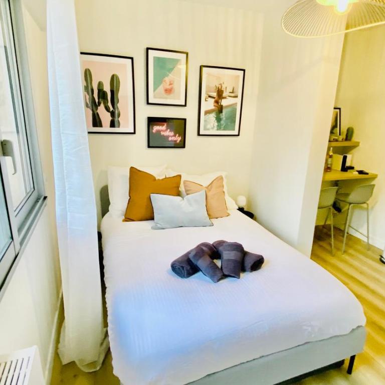New Designer Studio next to Casino Square with AC & Internet - Studio avec Vue sur Jardin - 12