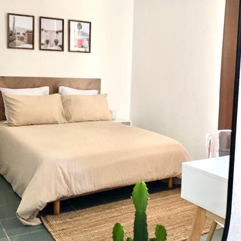 Studio lumineux 25m2 , 2min métro Compans, Wifi Fibre et entrée autonome - Apartment mit 1 Schlafzimmer - 1