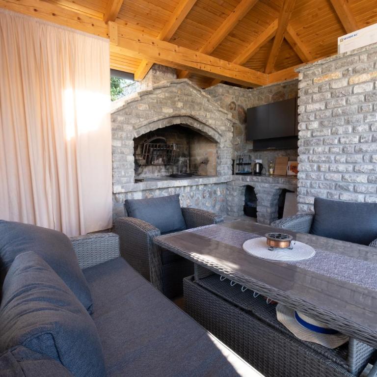 Villa Kula - Two-Bedroom Villa - 37