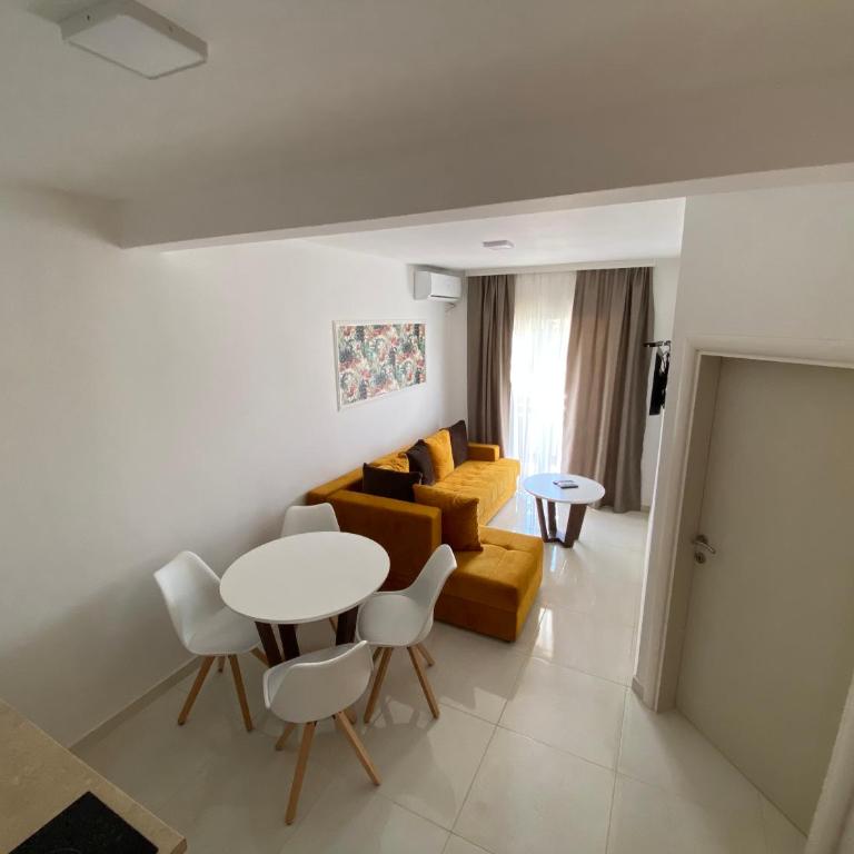 Apartments Vila Sara M - Deluks Apartman - 8