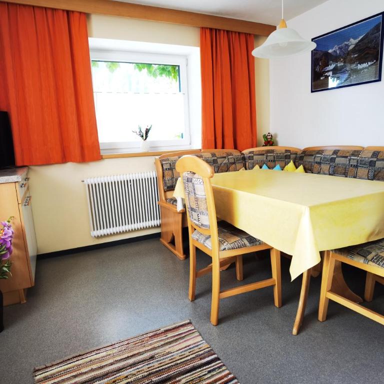Gästehaus Scherl - Apartment mit Blick auf die Berge - 23