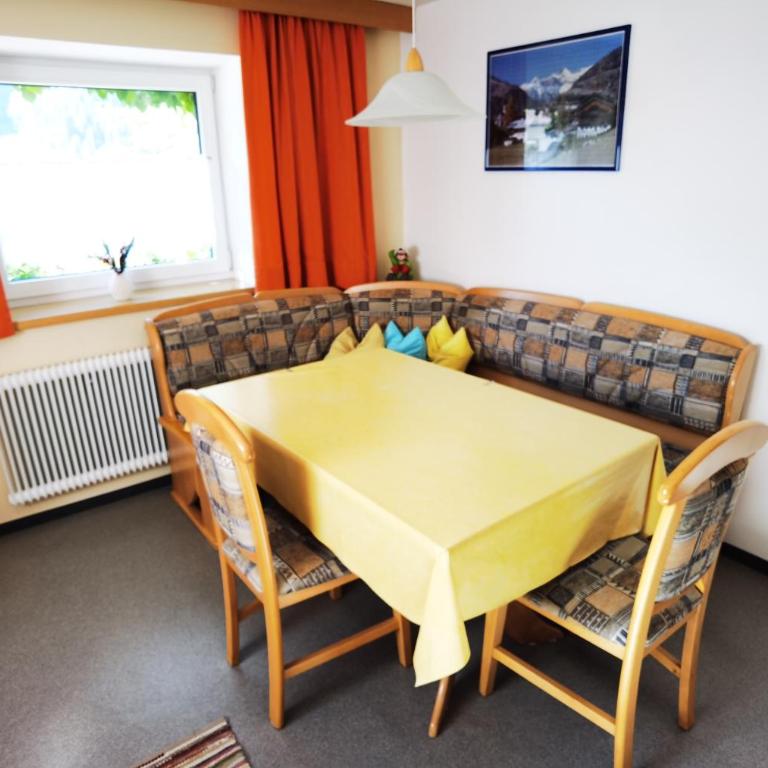 Gästehaus Scherl - Apartment mit Blick auf die Berge - 8