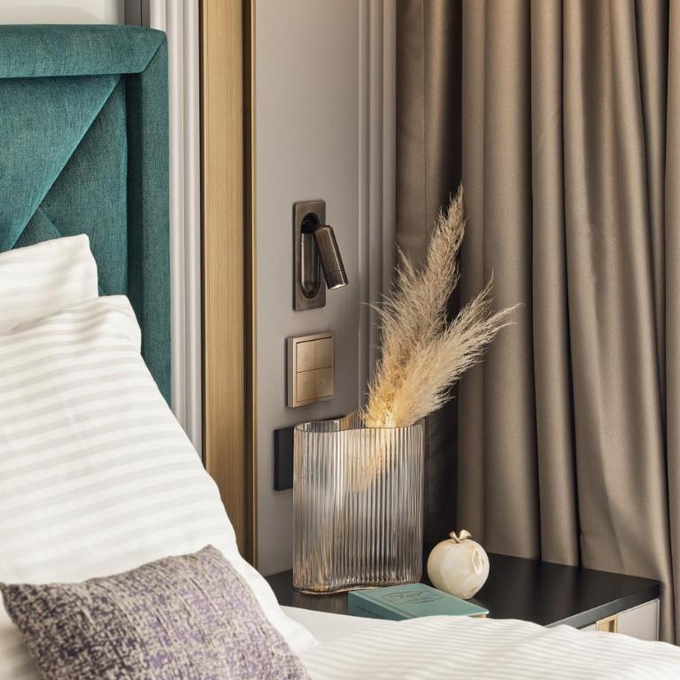 La Fleur Boutique Hotel - Two-Bedroom Suite - 4