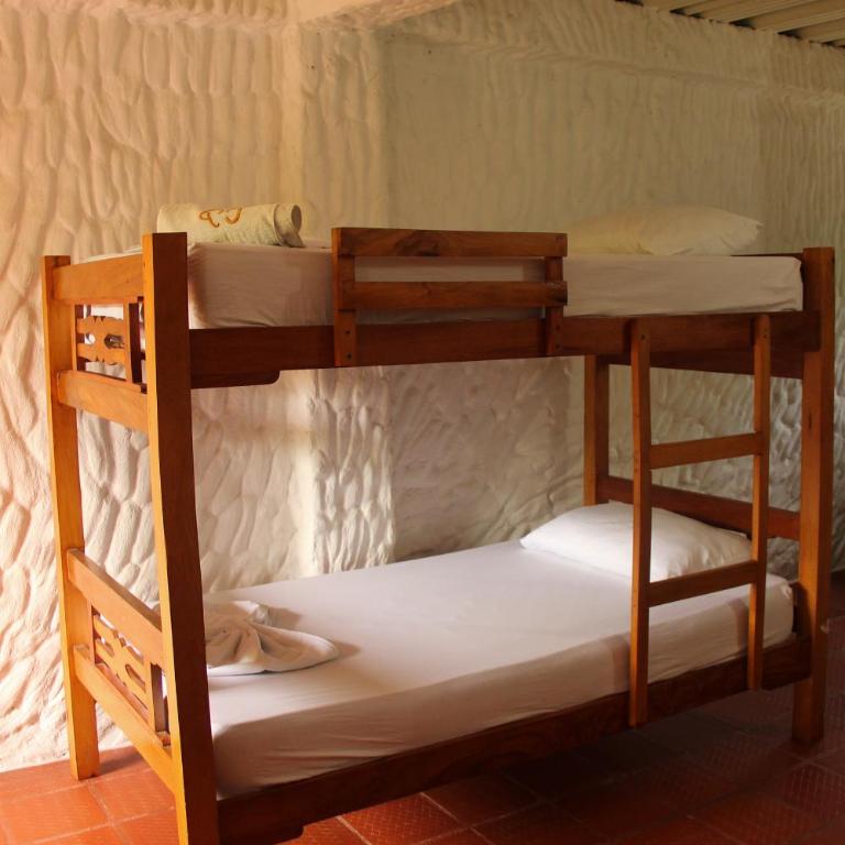 Praba Hostel - Cama en habitación compartida mixta de 6 camas - 5