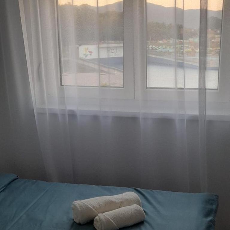 Apartmani Sunlight - Apartment with Pool View - 27