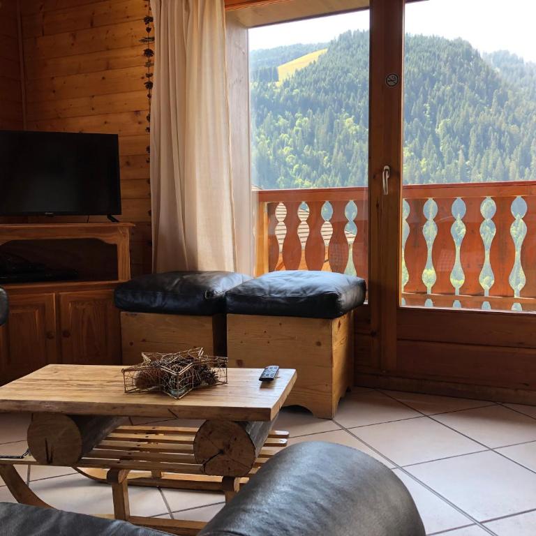Central Hostel Chatel - Chambre Lits Jumeaux/Double avec Salle de Bains Privative - 10
