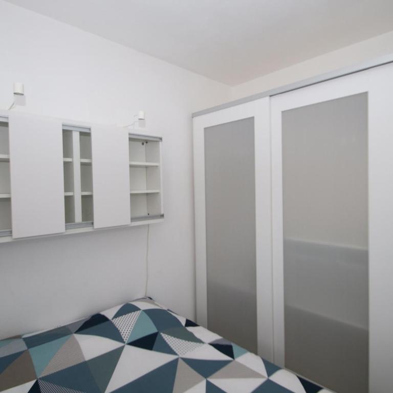 Appartement T2 avec parking et jardin à 300 m de la plage - Apartamento de 1 dormitorio - 5