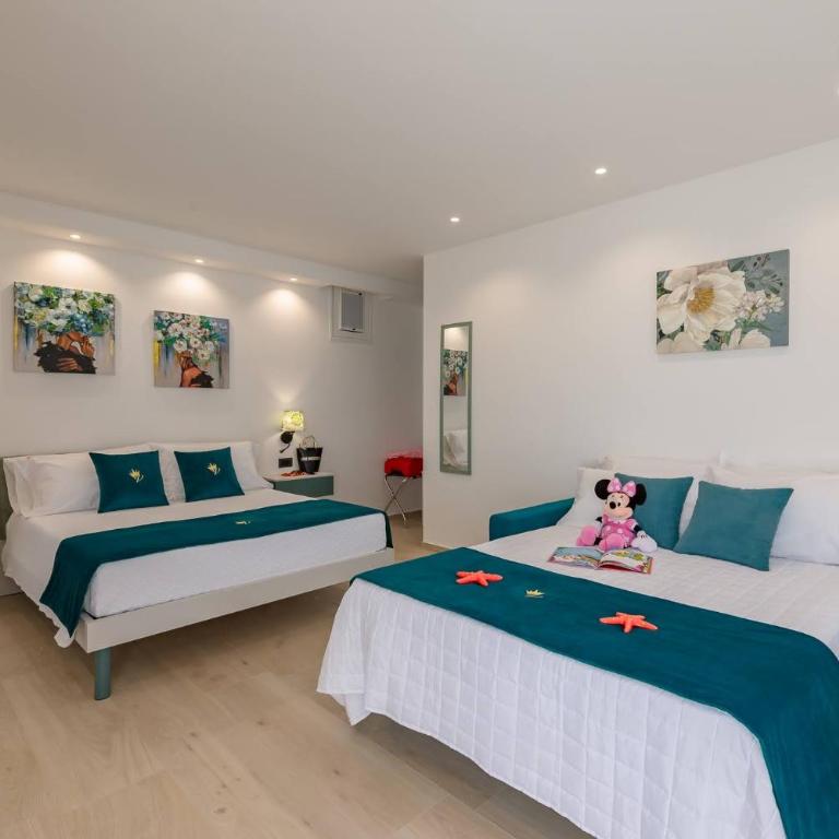 Vittoria Luxury Rooms - Deluxe Suite with Spa Bath - 14