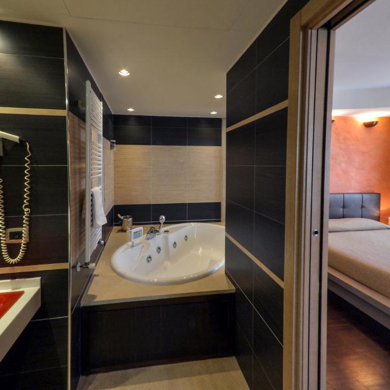 Grand Hotel Olimpo - Suite Superior - 12