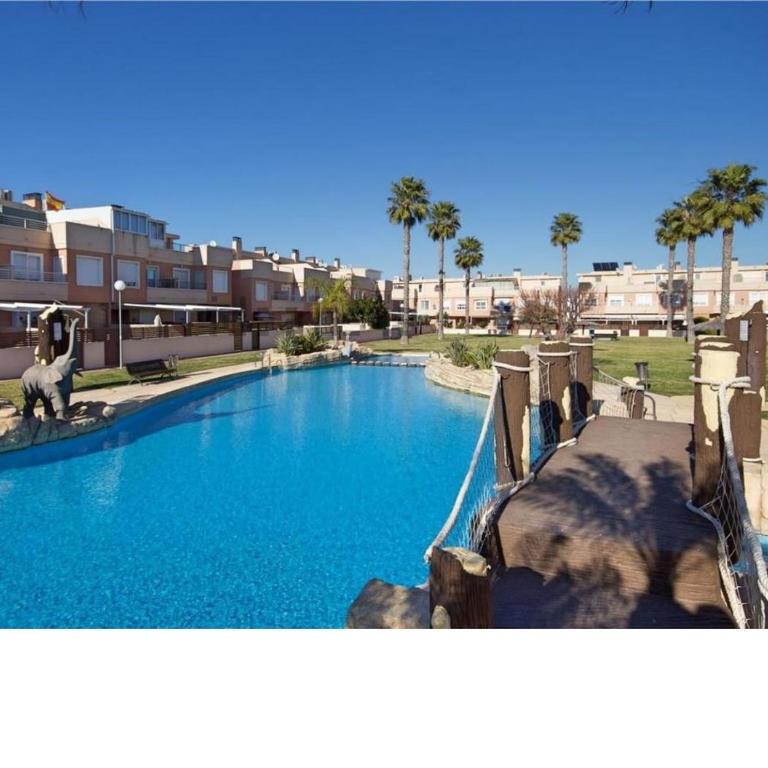 LUXURY Townhouse in Gran Alacant, Alicante - Three-Bedroom Townhouse - 4