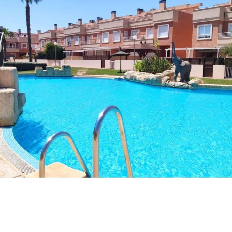 LUXURY Townhouse in Gran Alacant, Alicante - Three-Bedroom Townhouse - 8