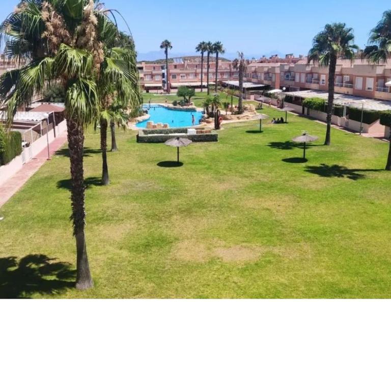 LUXURY Townhouse in Gran Alacant, Alicante - Three-Bedroom Townhouse - 14