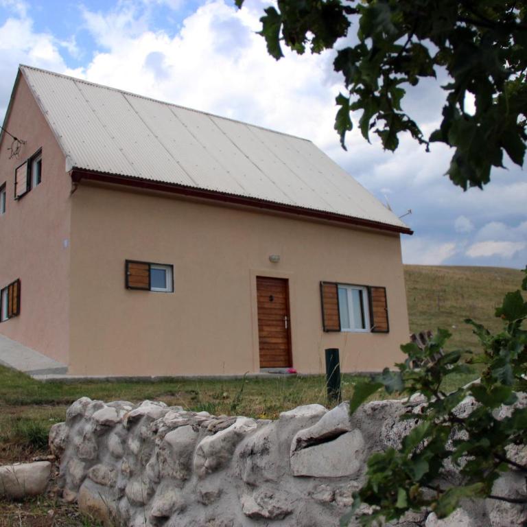 Villa Marija - Three-Bedroom House - 13