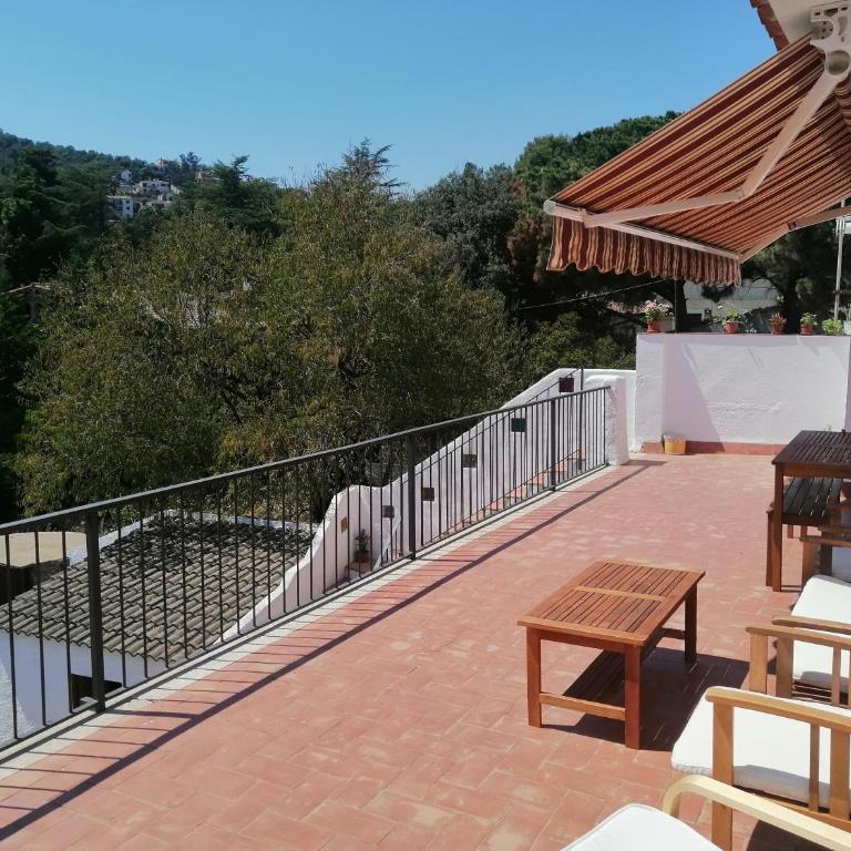 Casa con piscina en Calonge, pueblo medieval entre mar y montaña - Casa de 4 dormitorios - 2