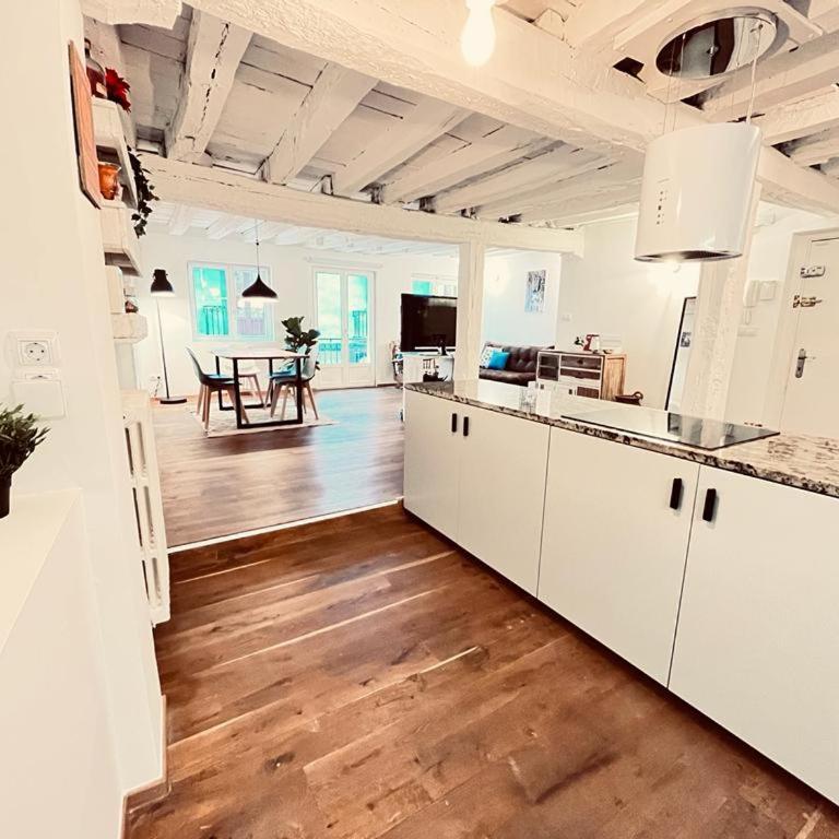 Bilbao Old Town I by Aston Rentals - Two-Bedroom Apartment - 4