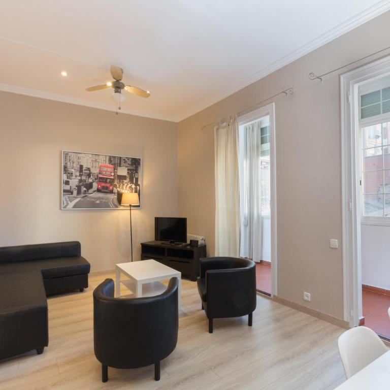 Housalia Sagrada Familia - Three-Bedroom Apartment B - Aragó 423 - 5