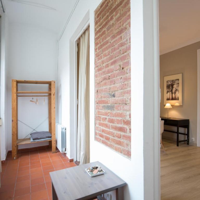 Housalia Sagrada Familia - Three-Bedroom Apartment B - Aragó 423 - 4